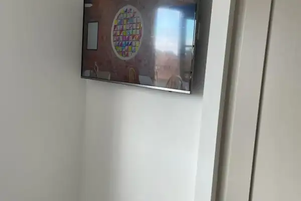 TV Wall Mounting in Shenfield CM15 — image 10