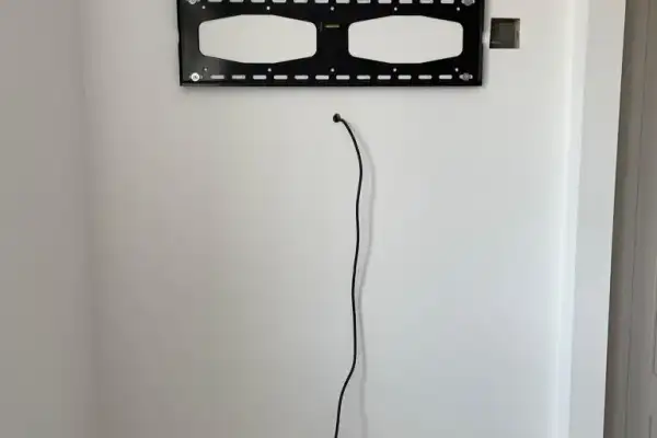 TV Wall Mounting in Shenfield CM15 — image 11