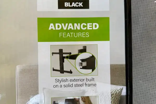 Samsung TV on Sanus Bracket — Maldon — image 2