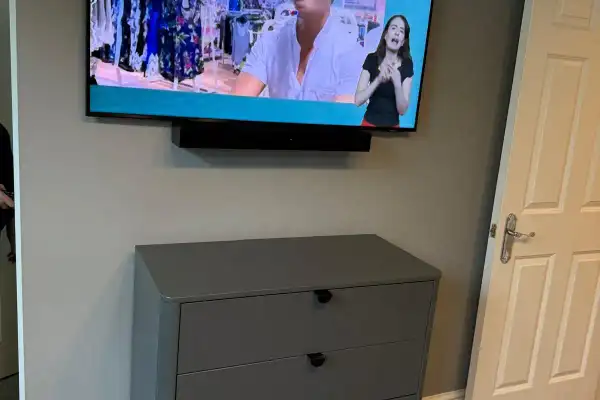 TV Wall Mount in Braintree — image 3