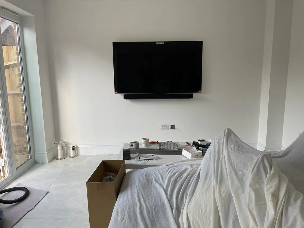 TV Wall Mounting in Enfield EN7 — image 4