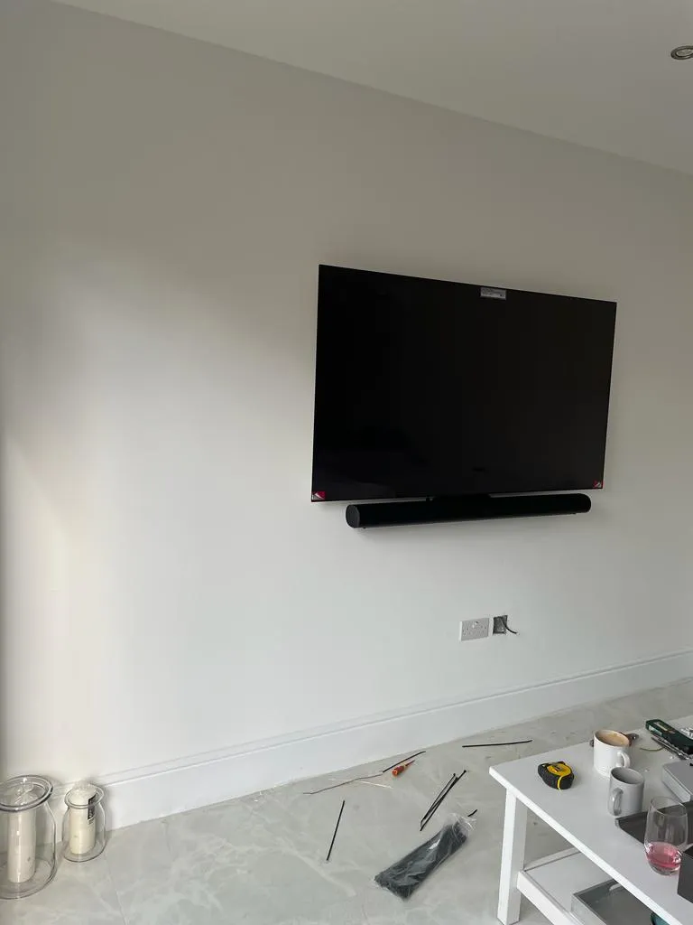 TV Wall Mounting in Enfield EN7 — image 5