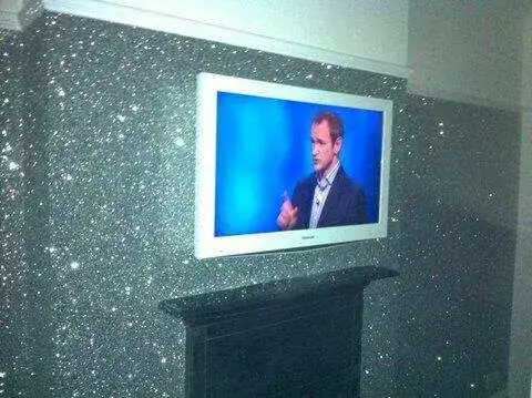 Full-motion bracket with angled viewing — example 42