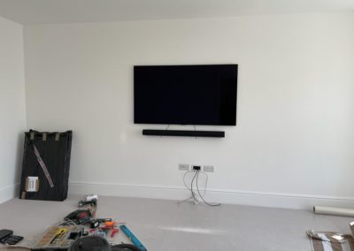 TV Wall Mounting in Enfield EN7
